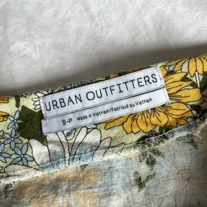 Urban Outfitters Floral Mini Skirt Size S Linen Blend Yellow Blue Daisy Print thumbnail 2