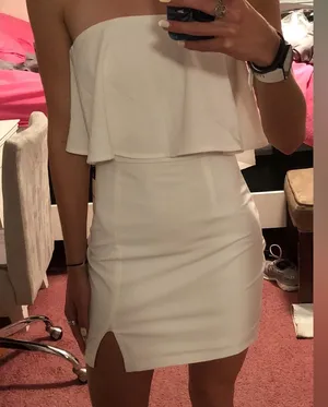 Superdown Ivory strapless Dress thumbnail 1
