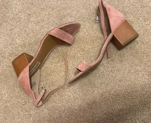 Steve Madden Rose Suede Block Heels thumbnail 1