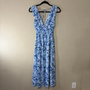Abercrombie & Fitch Blue and White Floral Maxi Sundress Sz S Cottagecore Beach thumbnail 3