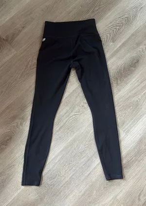 Fabletics Leggings High-Waisted PowerHold thumbnail 1