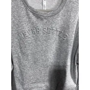 Fabletics Women's Large Gray Sweatshirt Never Settle Graphic Pullover thumbnail 6