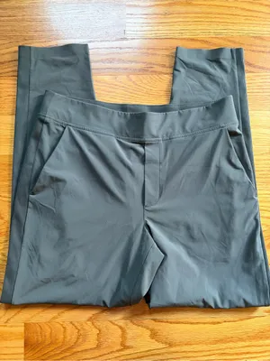 Athleta Brooklyn Mid Rise Ankle Pant in jungle olive green size 8 thumbnail 4