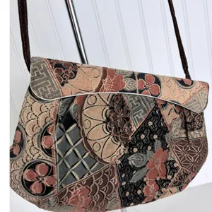 Vintage 80s Tapestry Patchwork Floral‎ Crossbody Bag Gold Frame Clasp Boho thumbnail 2