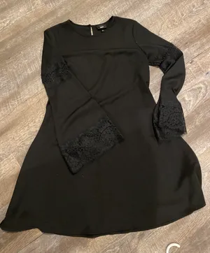 Dress thumbnail 1
