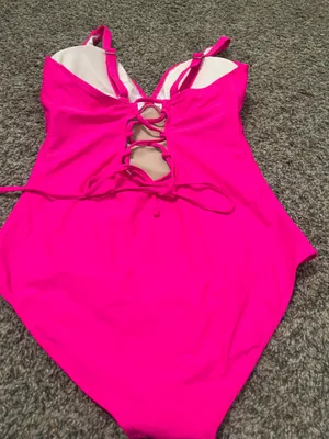 BMJL Stylish pink one-piece swimsuit featuring elegant embroidery. Perfect for beach days. thumbnail 7