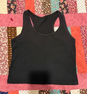 Black cropped tank top thumbnail 1