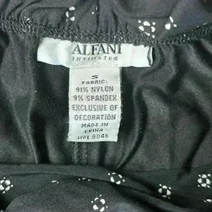 Alfani Intimates Black & White soft flowy pants! In like new condition! thumbnail 5