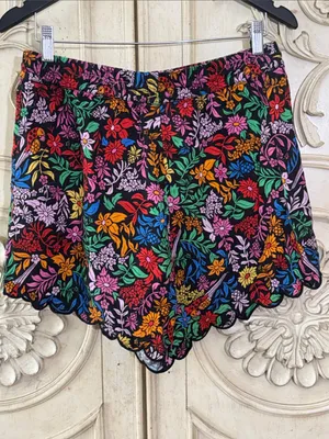 FARM Rio Tropical Garden Floral Shorts | Scallop Hem Size Medium🌺 thumbnail 10