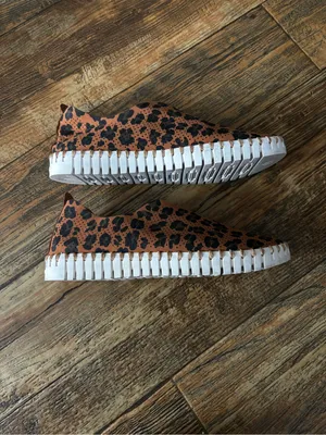 Women’s Isle Jacobsen Leopard Slip thumbnail 4