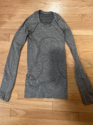 Lululemon Swiftly Tech Long Sleeve Grey thumbnail 1