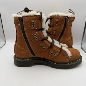 Women's 7 Dr. Martens 1460 Lace to Toe Fur Lined Buttersoft Nubuck Boots Brown‎ thumbnail 6