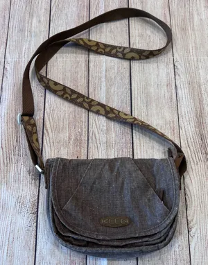 Keen Montclair Mini Canvas Crossbody Bag Adjustable Leopard‎ Strap Purse thumbnail 1