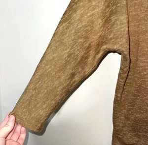 Banana Republic Mock Neck Thin Sweater Dark Tan Soft Knit thumbnail 4