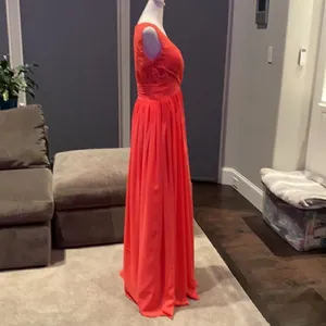 Woman’s A-Line V-Neck Chiffon Prom or Formal Dress Size 10 NWT thumbnail 5