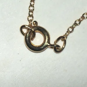 Vintage Gold Filled White Iridescent Flakes Dainty Teardrop Necklace thumbnail 9