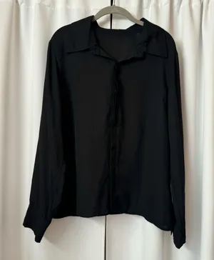 Solid Black Long Sleeve Button Up Shirt Size Large thumbnail 1