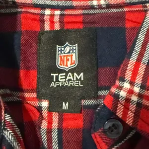 NFL Team Apparel New England Patriots Plaid Flannel Shirt Women M Gameday Fan thumbnail 2