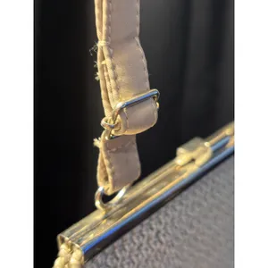 Vintage Style‎ Crochet Kiss Lock Crossbody Bag Taupe Knit Silver Hardware thumbnail 8