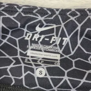 Nike Dri-Fit Running Capri Leggings Black Reflective Print Women's Size Small thumbnail 5