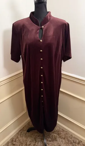 Vintage Caroline Wells II Brown Velvet Mandarin Collar Dress Button Front Midi thumbnail 1