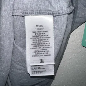 Marmot‎ Gray Short Sleeve Tee with Pink and Blue Accents thumbnail 5