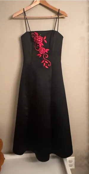 GUNNE‎ SAX | JESSICA MCCLINTOK Spaghetti-Strap Dress w/Pink Rose Embroidery Y2K thumbnail 1