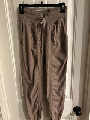 Lululemon Joggers thumbnail 2