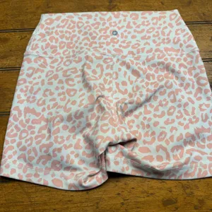 90 Degree By Reflex Pink Leopard Print High Waisted Workout Shorts Women's Med‎ thumbnail 3