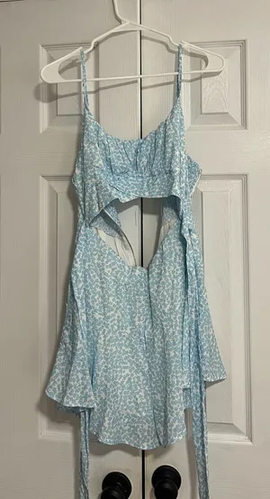 Princess Polly Cutout Romper thumbnail 1