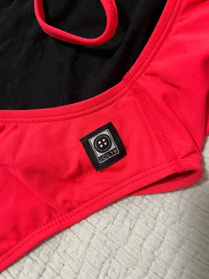 JOLYN Jackson 4 One Piece Swimsuit - Strawberry thumbnail 6