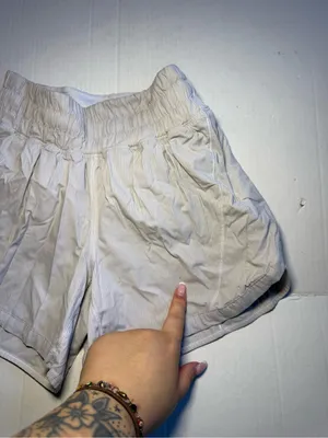 Lululemon Tracker Shorts 4.5" thumbnail 3