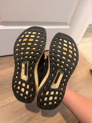Adidas Ultraboost Shoes thumbnail 3