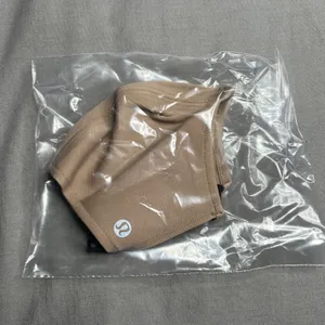 Lululemon Double Strap Face Mask NWT Unopened/Unused *BRAND NEW* (SNDN) thumbnail 8