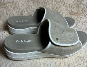 Dr. Scholl's Time Off Set Women's Adjustable Slide Sandals - Oyster Size 6 thumbnail 1