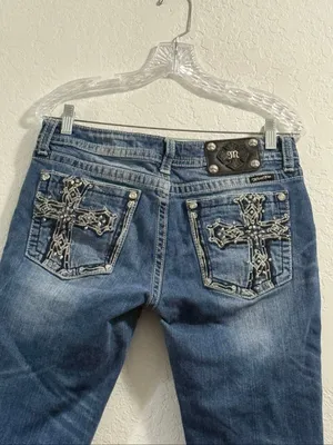 Miss Me Bootcut Jeans Medium Wash Embroidered Rhinestone Size 32 cut offs thumbnail 3