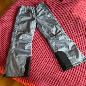 ZeroXposur Girls’ Teens Snow Pants Size 14/16 Gray Ski Snowboard Winter thumbnail 1