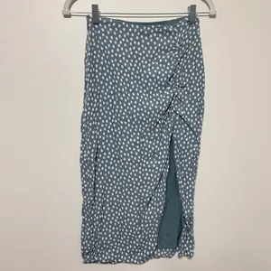 Abercrombie & Fitch Midi Skirt Size XS Polka Dot Cinched Blue White Fall thumbnail 3