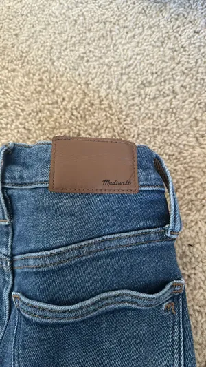 Jeans thumbnail 2