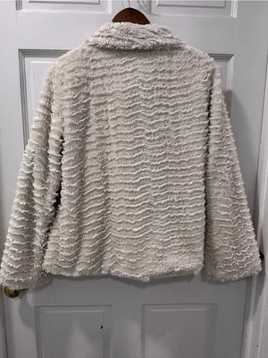 Patagonia Women’s Pelage Fleece Jacket Size Medium Off White Sherpa Snap Front thumbnail 4