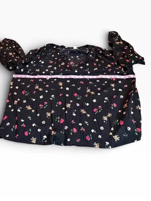 OLD NAVY floral blouse thumbnail 4