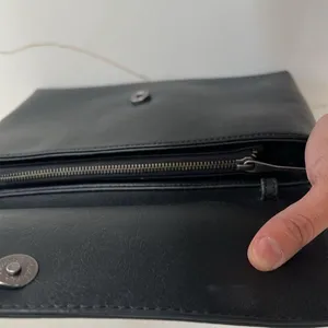 Matt and Natt Envelope Vegan Clutch Bag Missing Strap in Black thumbnail 10