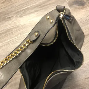 Large Gray Faux Leather Purse thumbnail 6