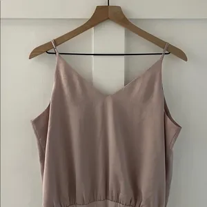 EXPRESS Crepe Sleeveless Cami Bodysuit Double V-Neck Thong Back in Mauve Size L thumbnail 7