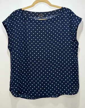 Ann Taylor Navy Blue and White Polka Dot Blouse Size Medium thumbnail 1
