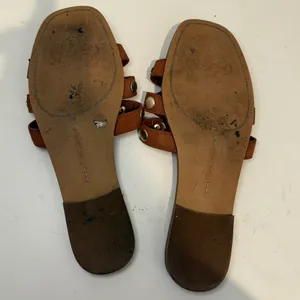 Vince Camuto Vazista Brown Leather Gold Studded Slide Sandals Size 8 thumbnail 7