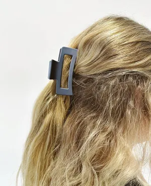 Boutique Hair Clip thumbnail 2