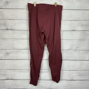 Lululemon Dance Studio Mid-Rise Jogger 28" Savannah Red Size 14 Athletic‎ Active thumbnail 5
