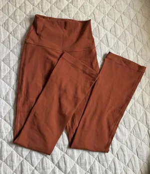 Lululemon Mini Flare Align 2 thumbnail 1