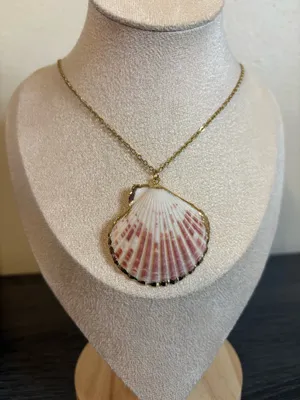 Handmade Gold Seashell Necklace thumbnail 1